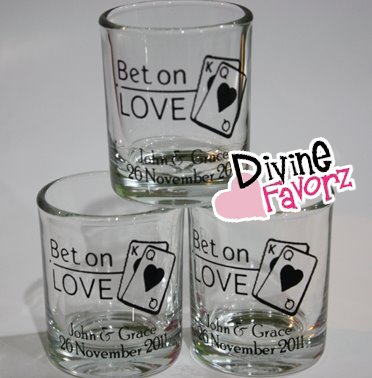 Straight Personalized Mini Shot Glass WITHOUT BOX - Click Image to Close